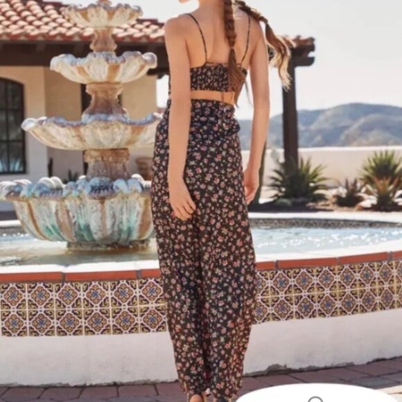 Vici Floral Satin Cutout Maxi Dress Size Medium - Picture 3 of 12